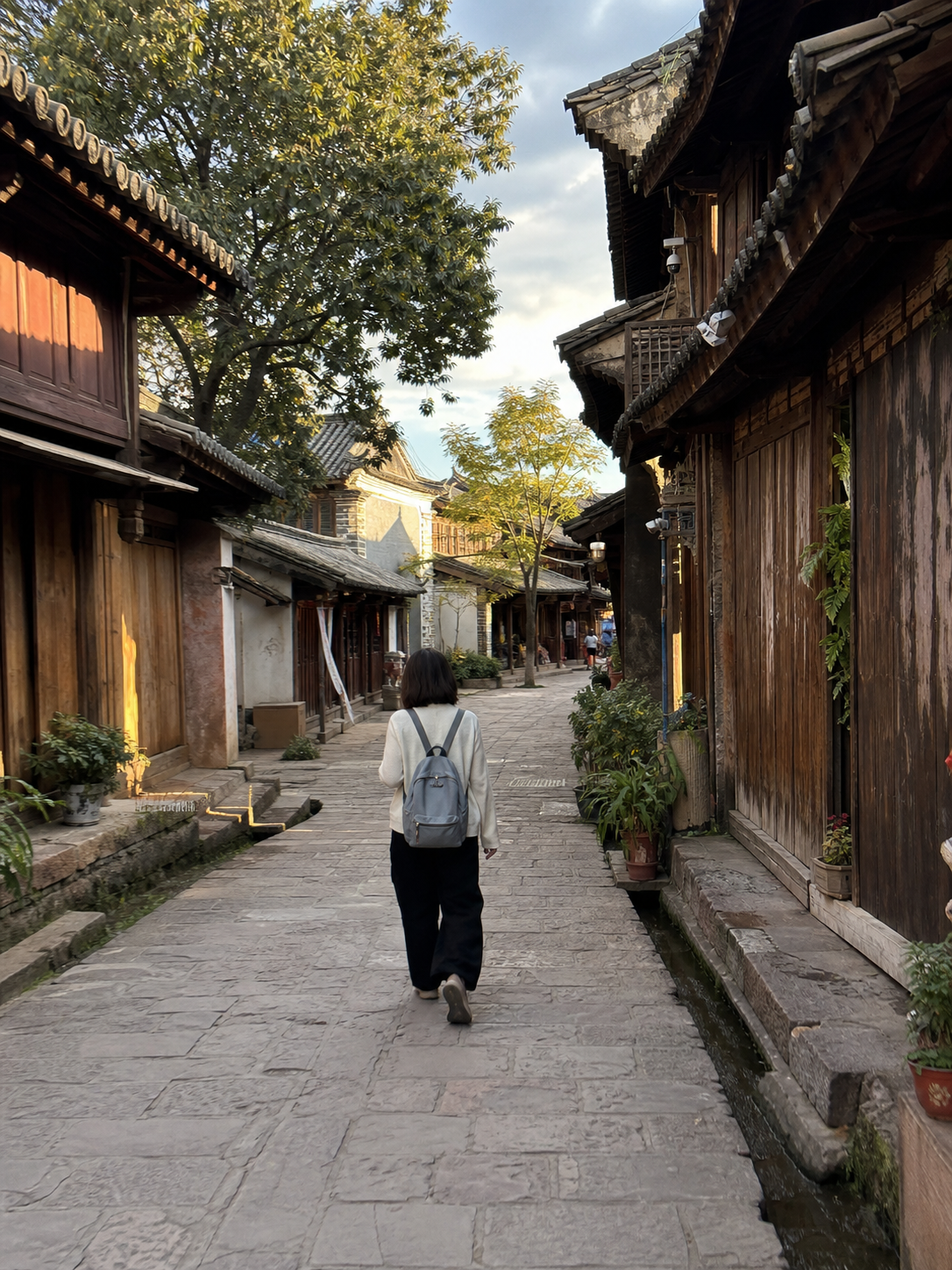 Read more about the article 沙溪古鎮與楚雄彝人古鎮：雲南行程裡最值得單獨寫的一段慢旅